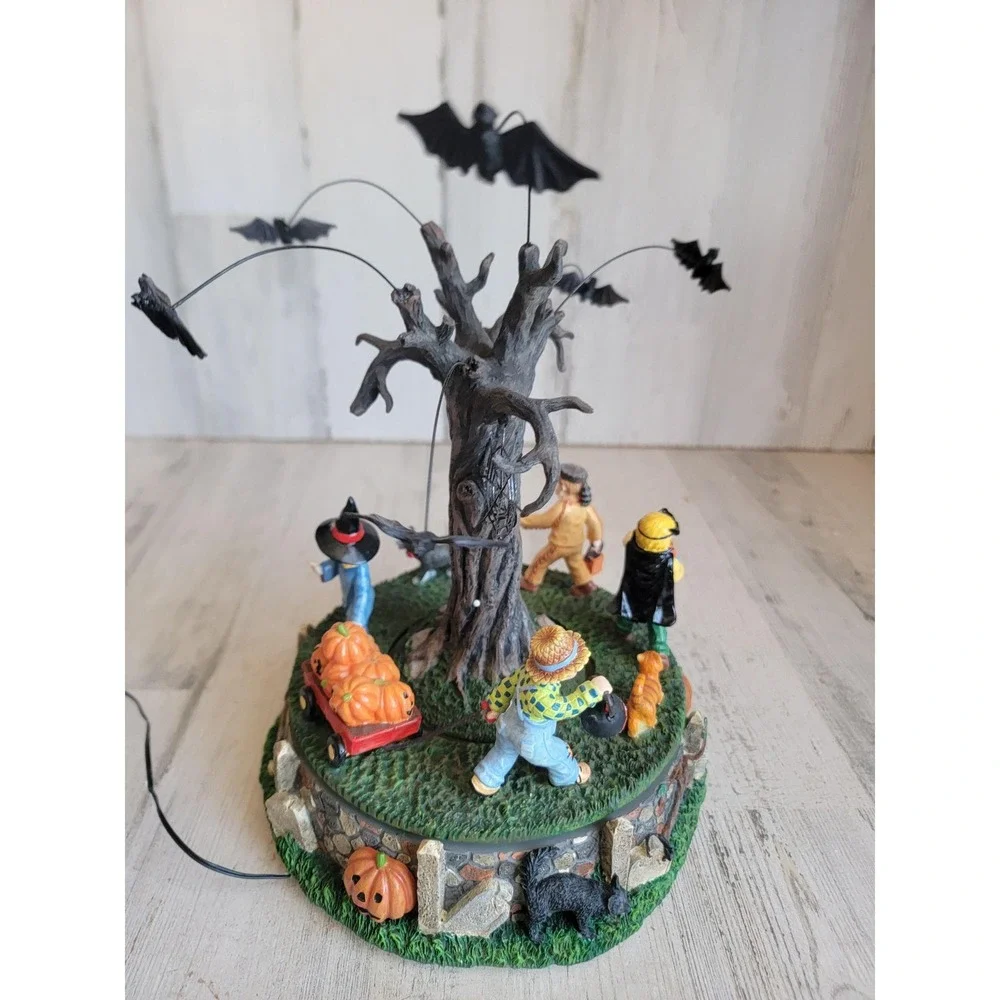 Dept 56 55201 AS IS Costume Parade snow village Halloween